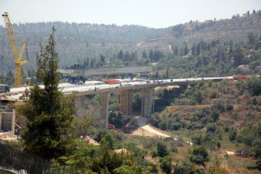 Köprü - yapay bir yapı