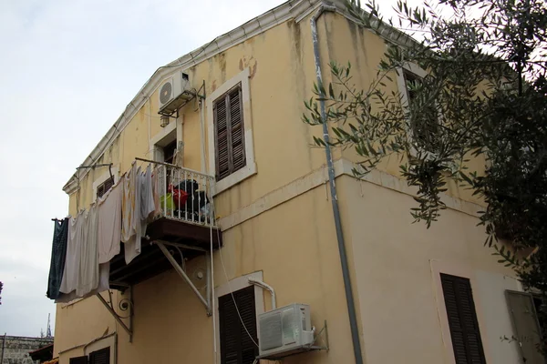 bizi izliyor pencere