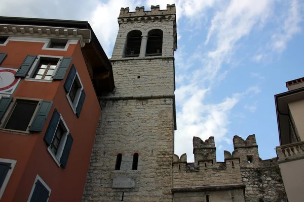 Finestra che ci guarda — Foto Stock