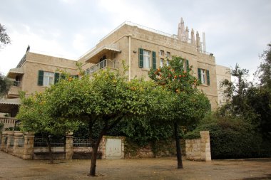 Pencere - bir yapının mimari detay