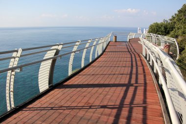 Alan için bir çit çit olduğunu