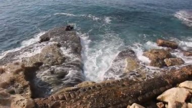 Akdeniz kıyısında