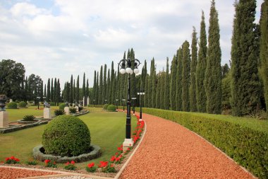Dönüm bahçelerinde Bahai