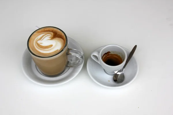 En una taza de café caliente — Foto de Stock