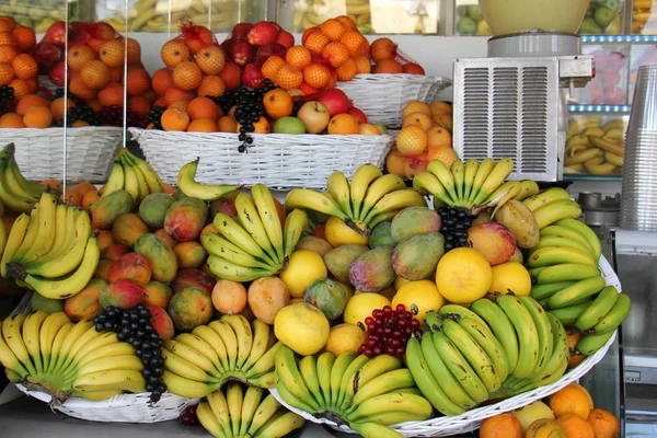 The fruits of fruit trees — Stock Photo, Image