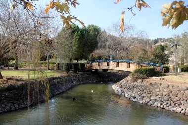 Köprü - yapay bir yapı