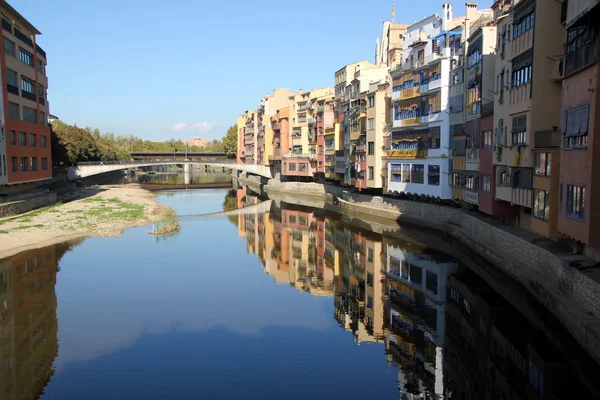 Girona - cidade no nordeste de Espanha — Fotografia de Stock