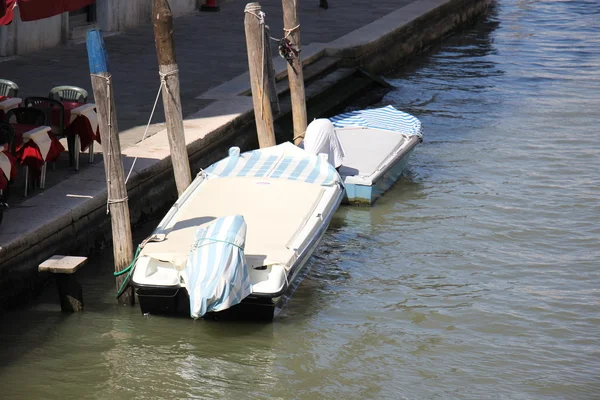 Venedig - eine Stadt in Italien — Stockfoto