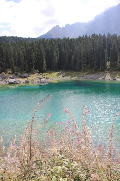 Karersee ou Rainbow Lake — Photo