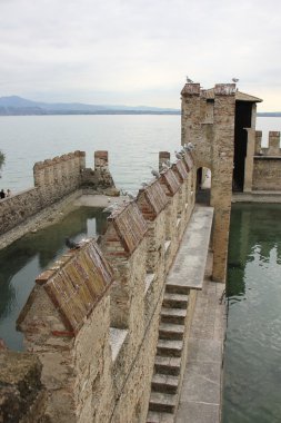 Sirmione'da antik kale