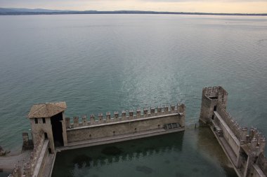 Sirmione'da antik kale