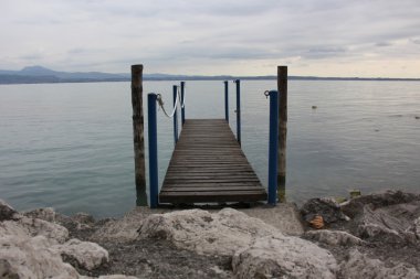 Gemilerin demirleme için yatak yer