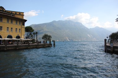 Gemilerin demirleme için yatak yer