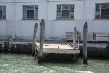 Gemilerin demirleme için yatak yer