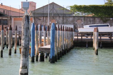 Gemilerin demirleme için yatak yer