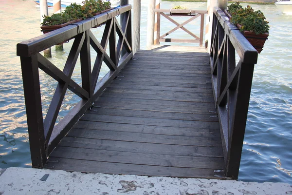 Berth place for mooring vessels — Stock Photo, Image