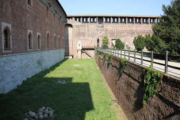 Vecchi castelli e fortezze — Foto Stock