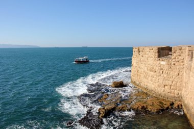 Akdeniz kıyısında