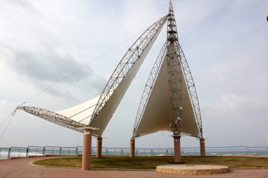 Akdeniz kıyısında