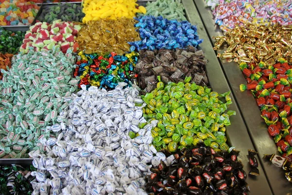 Eastern sweets on the counter — Stock Photo, Image