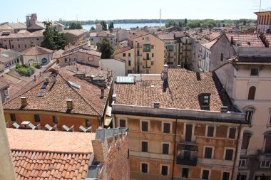 Mantova Antik şehir çatılar