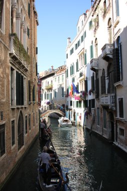 Gondol - kürek teknesi