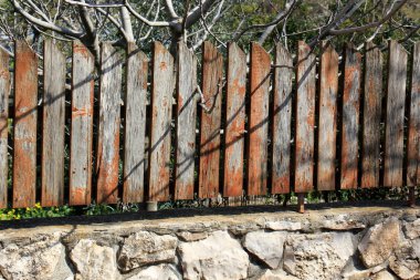 her zaman Sınırdaki telleri