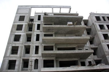 pencere duvardaki açıyor