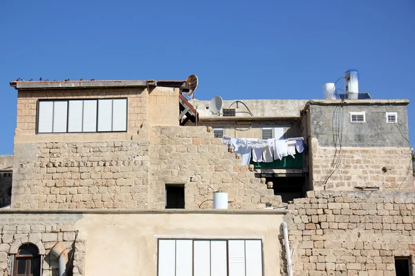 pencere duvardaki açıyor