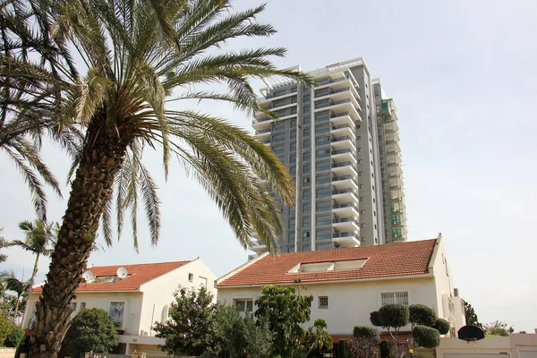 pencere duvardaki açıyor