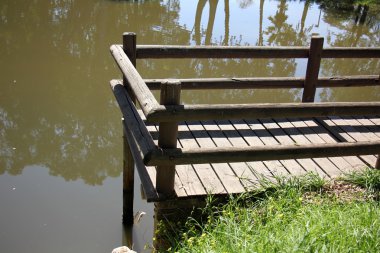 Yarkon Nehri üzerinde yerleştirme     