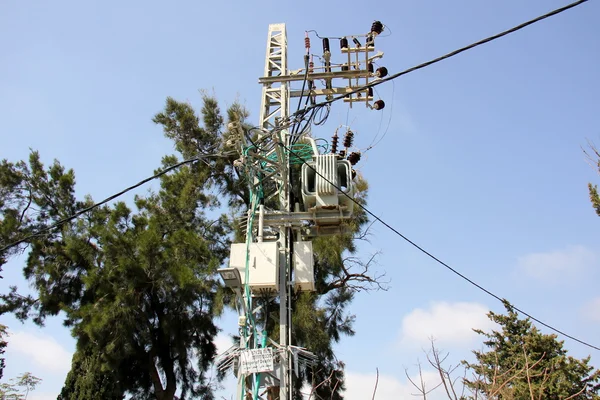 Es poste eléctrico —  Fotos de Stock