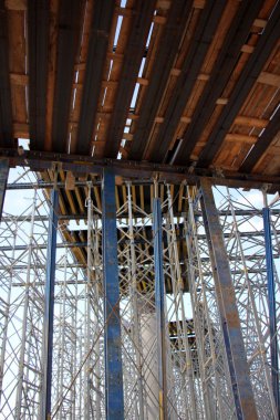 yeni bir köprü inşa         