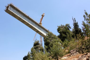 yeni bir köprü inşa         