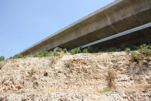 Construiu uma nova ponte — Fotografia de Stock