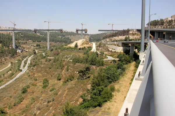 yeni bir köprü inşa         