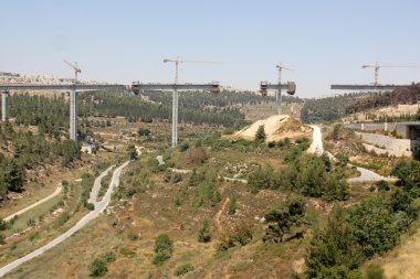 yeni bir köprü inşa         