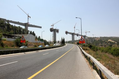 yeni bir köprü inşa         