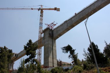 yeni bir köprü inşa         