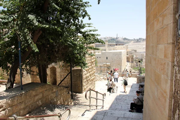 Walk through ancient Jerusalem — Stock Photo, Image