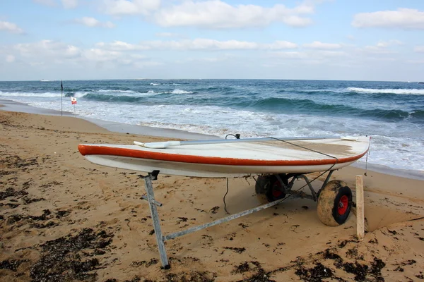 Kayak on the beach — Stock Photo, Image