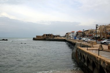 Denizin kenarında dönümlük şehir            