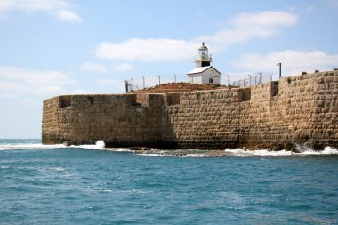 Denizin kenarında dönümlük şehir            