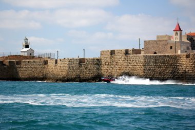 Denizin kenarında dönümlük şehir            