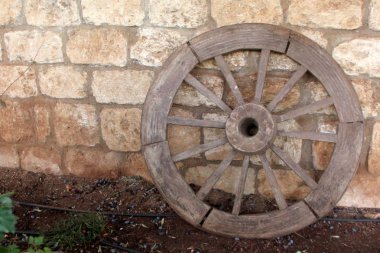 eski ve paslı malzeme    