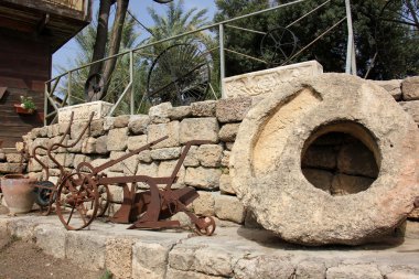 eski ve paslı malzeme    