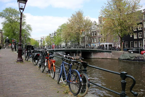 Wandelen in Amsterdam — Stockfoto