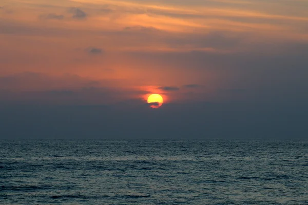 地中海に沈む夕日 — ストック写真