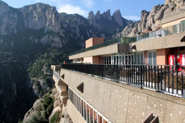 Montserrat - Benedictine Manastırı      