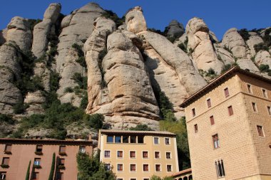 Montserrat - Benedictine Manastırı      